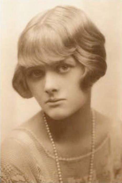 Daphne du Maurier: Novelist who traced past to a French debtors' jail