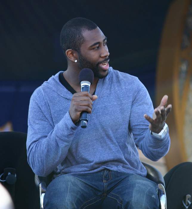Darrelle Revis On Aaron Rodgers Potentially Joining Jets, 'Come In Humble'
