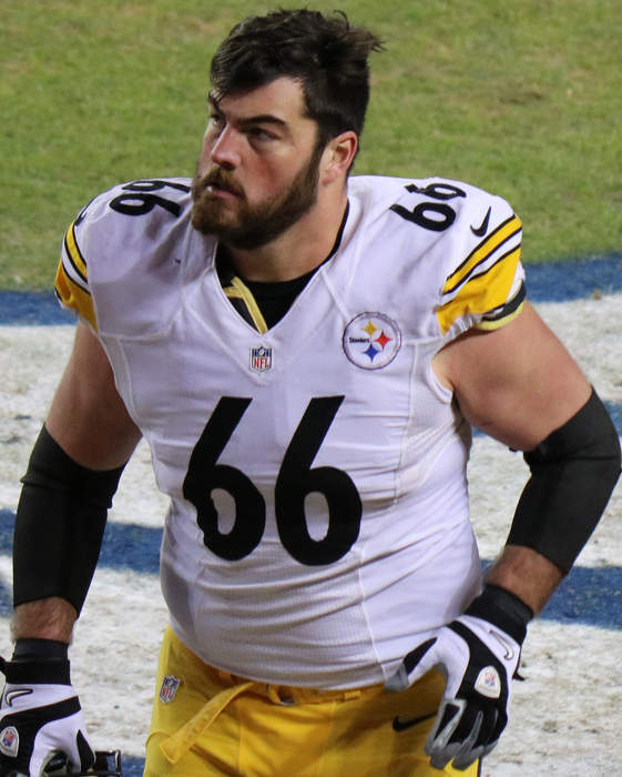 Pittsburgh Steelers release six-time Pro Bowl offensive guard David DeCastro