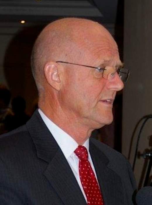 'Unreasonable': Leyonhjelm forced to pay indemnity costs to Hanson-Young