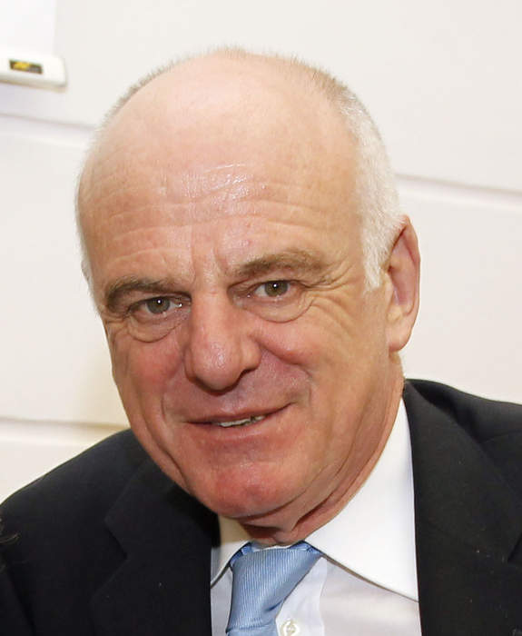 David Nabarro, U.N. Health Expert During Ebola and Covid, Dies at 75