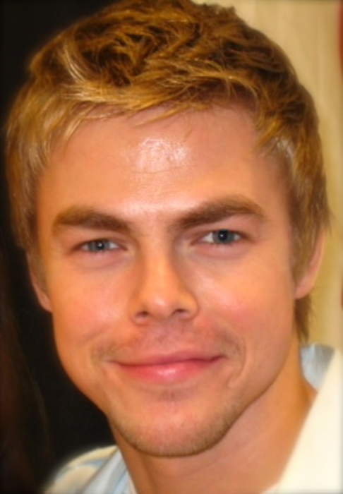 Derek Hough Shares Tender Photo with Wife Hayley Amid her Medical Scare