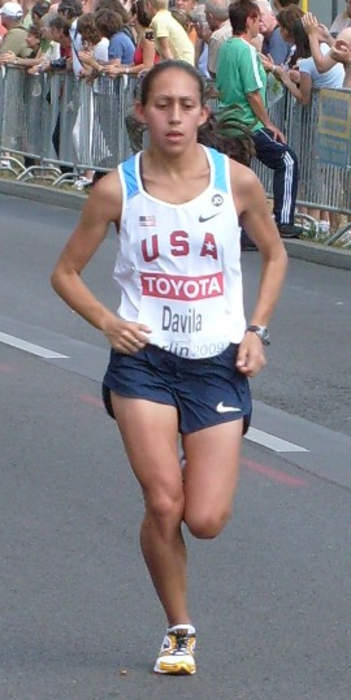 Desiree Linden breaks women's 50K world record, running 31 miles in under three hours
