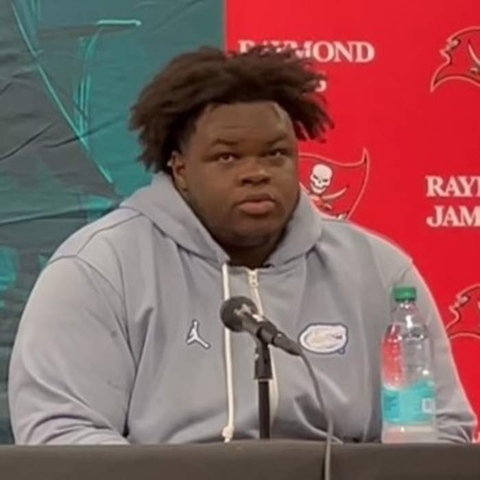Desmond Watson, Heaviest Player In NFL History, Cut By Tampa Bay Buccaneers