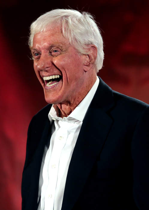 Dick Van Dyke alleges 'airbags did not deploy' when he crashed his car into a gate