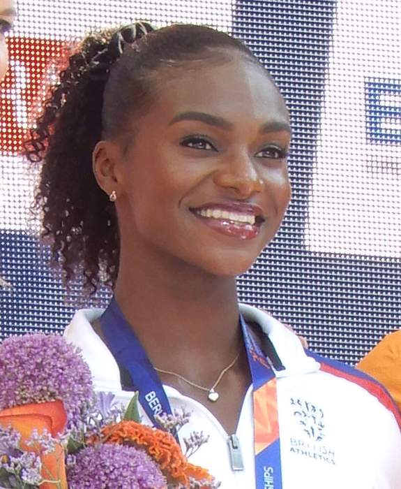 Dina Asher-Smith beats Shericka Jackson to win Birmingham Diamond League 100m