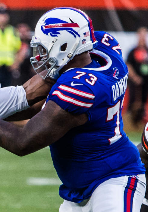 Dion Dawkins Excused From Bills Practice After Plane Crashes In Yard