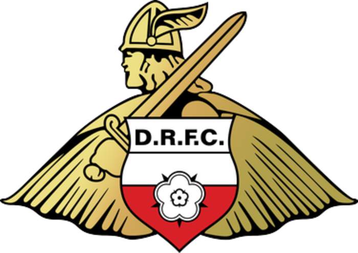 Doncaster win at Crewe to take control of play-off
