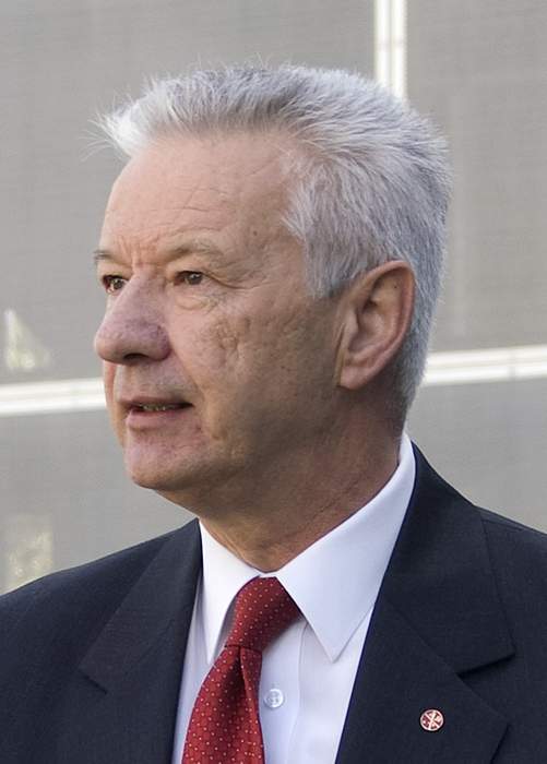 Doug Cameron demands union boss resign over Rosie Batty attack