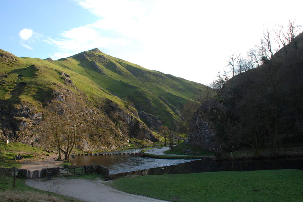 Dovedale stepping stones: Walkers warned against crossing river