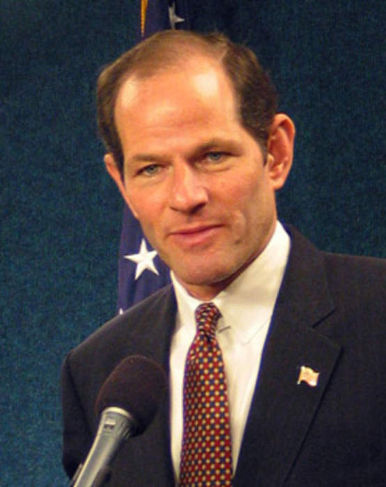 Eliot Spitzer accused of choking woman at NYC hotel