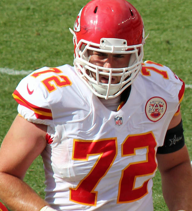 Indianapolis Colts agree to deal with Eric Fisher, former Kansas City Chiefs left tackle