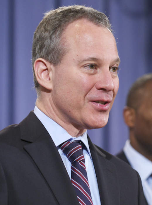 Ex-NY AG Eric Schneiderman's law license suspended for 1 year over abuse allegations