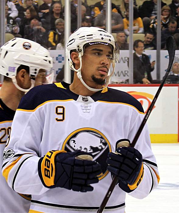 NHL's Evander Kane Already Single When He and Mara Teigen Reunited, Sources Say