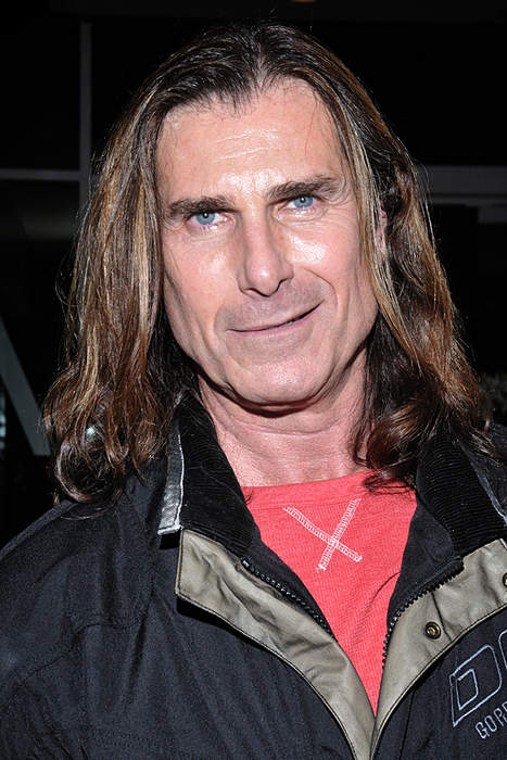 Fabio says men in modern romance books are too 'soft' and 'woke' now, but readers disagree