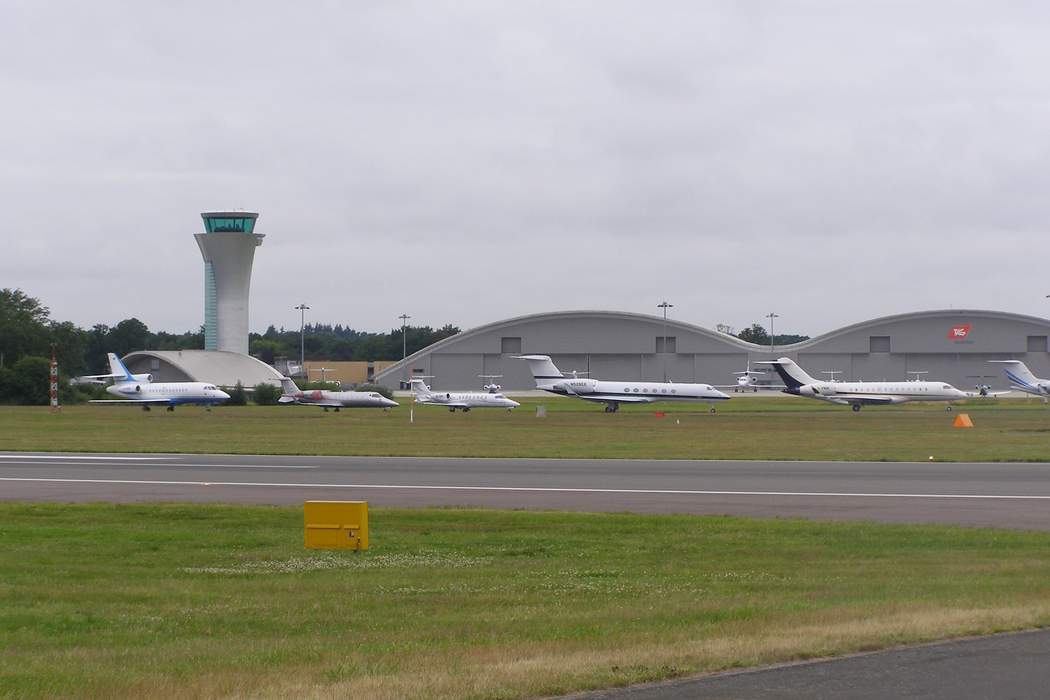 Farnborough Airport's plan for more private jet flights opposed