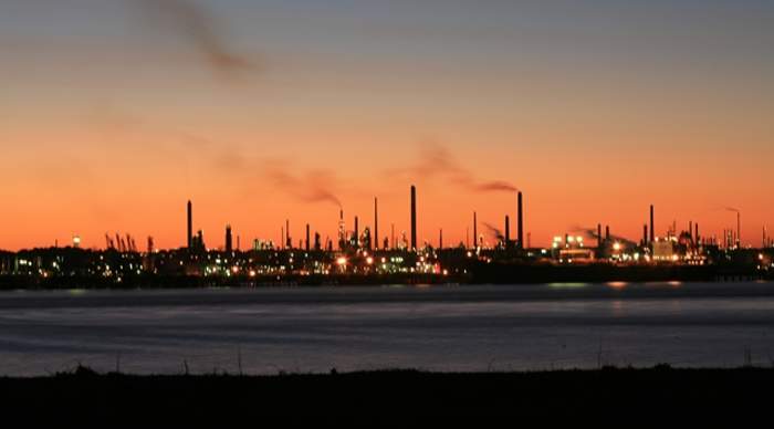 Fawley Refinery: Reported explosion was air release, operator says