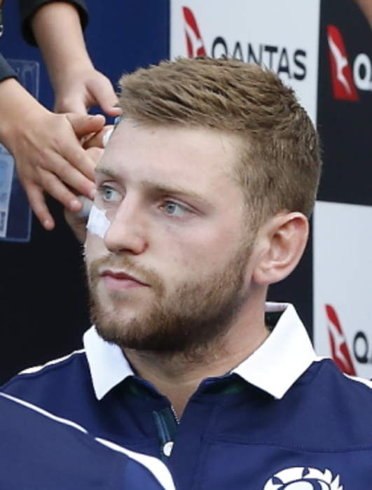 Squidge Rugby: How Stuart Hogg & Finn Russell 'rugby tennis' defeated England