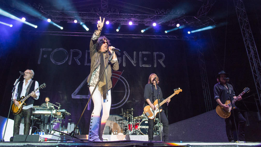 Foreigner (band)