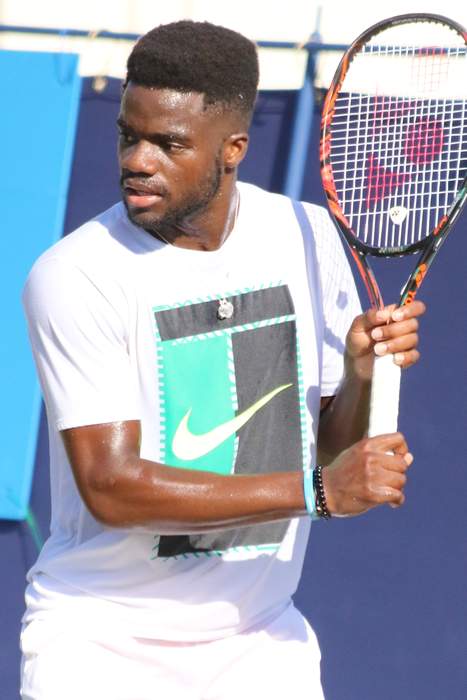 Epic rally ends with cheeky Tiafoe move
