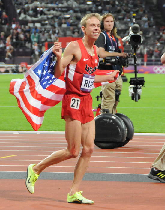 Olympic marathon trials: Galen Rupp dominates men's race; 43-year-old makes team