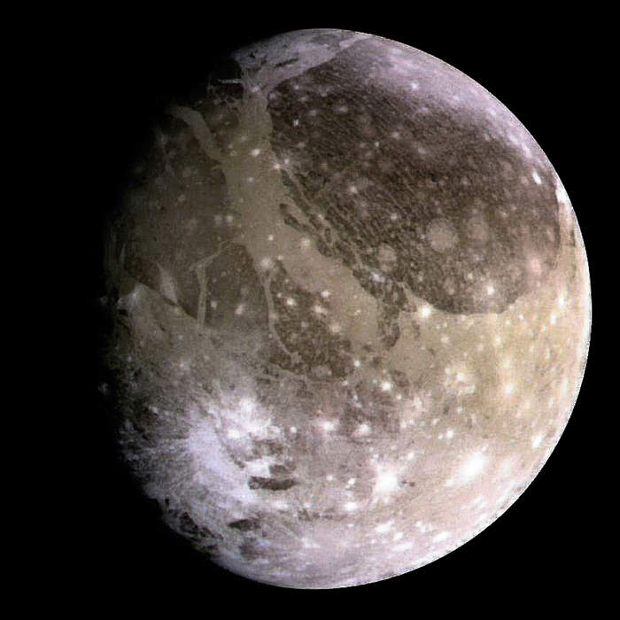 Mighty Jupiter moon Ganymede pictured in close-up