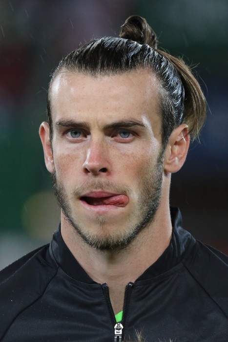 Why is Bale behaving like he is at Real Madrid?