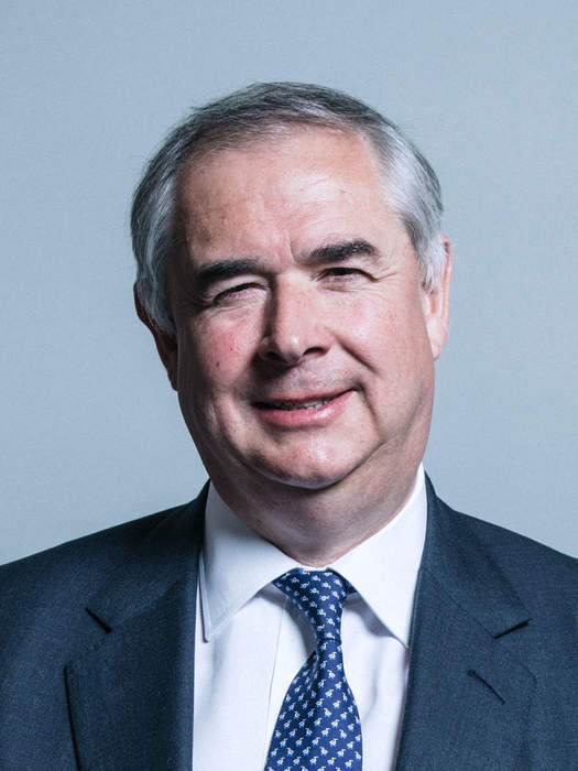 Geoffrey Cox: Labour calls for probe into MP's work for British Virgin Islands