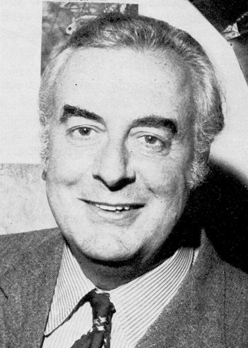 When Gough Whitlam went to Beijing, towering over all