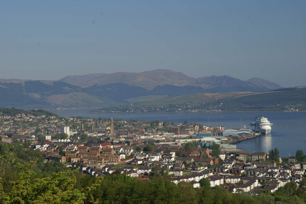 Murder probe after man run over and stabbed in Greenock