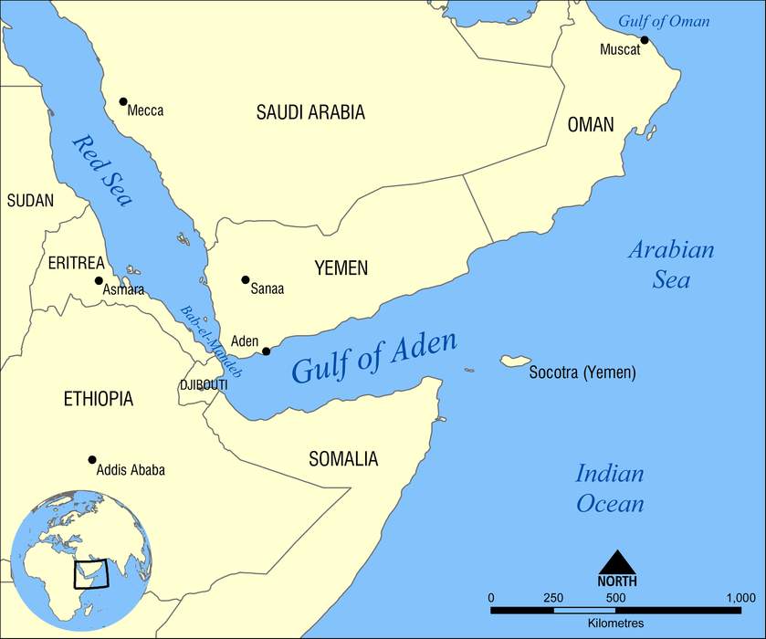 Ship on fire in Gulf of Aden after missile attack