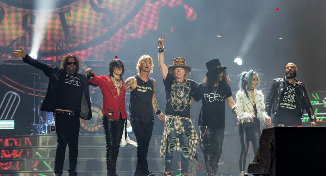 Guns N' Roses, Foo Fighters returning to the stage