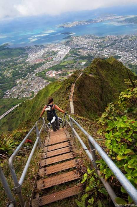 ‘Stairway to Heaven,’ or Dangerous Nuisance? A Hawaiian Landmark Is Set to Be Scrapped.