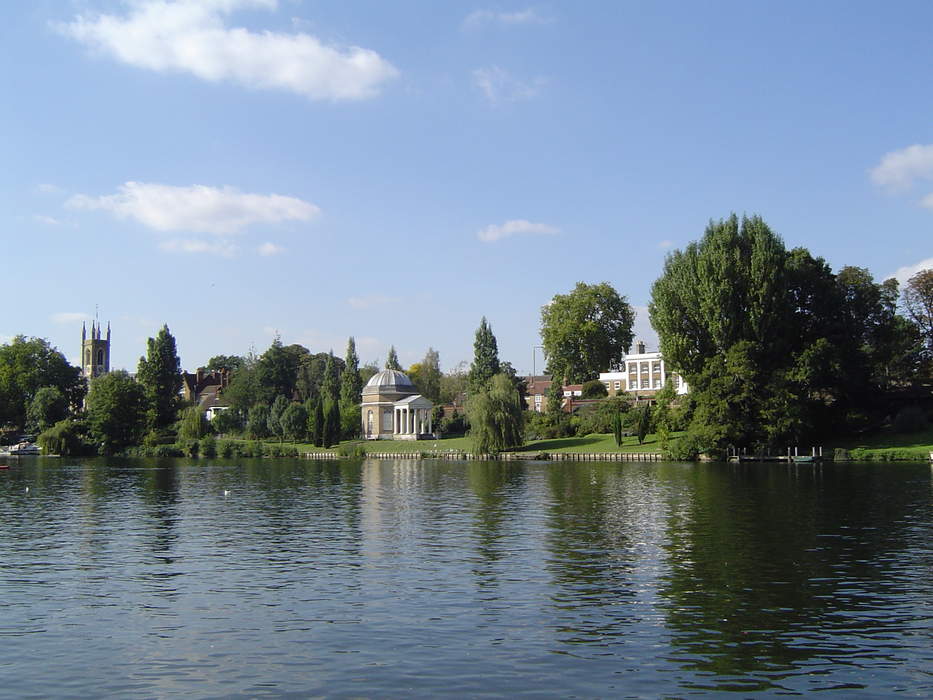 Hampton, London