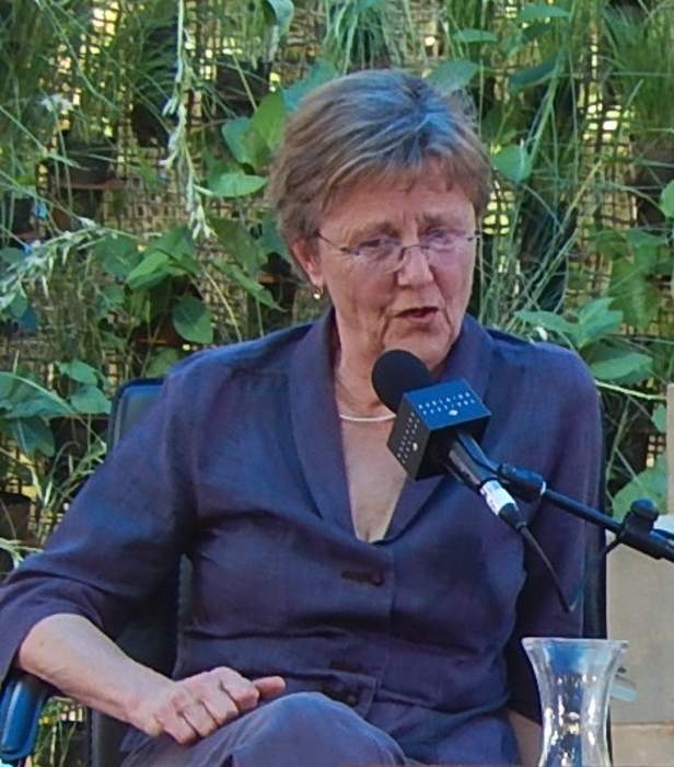 When a writer needed help, only one author would do the trick: Helen Garner