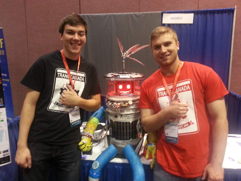 Hitchhiking robot comes to the end of the road