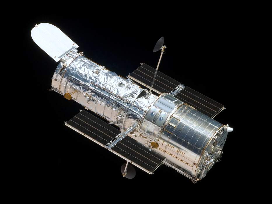 Hubble Space Telescope halts amid computer trouble