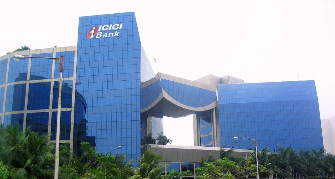 ICICI Bank blocks 17,000 credit cards after technical glitch, here's what you can do