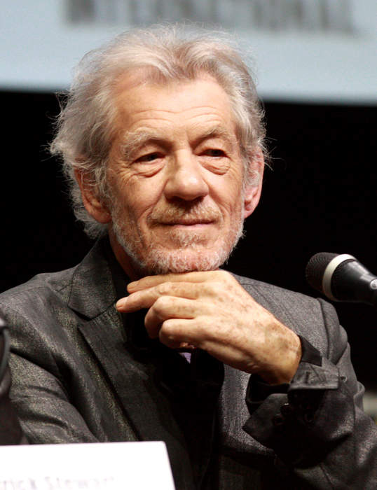 Sir Ian McKellen falls off stage during performance