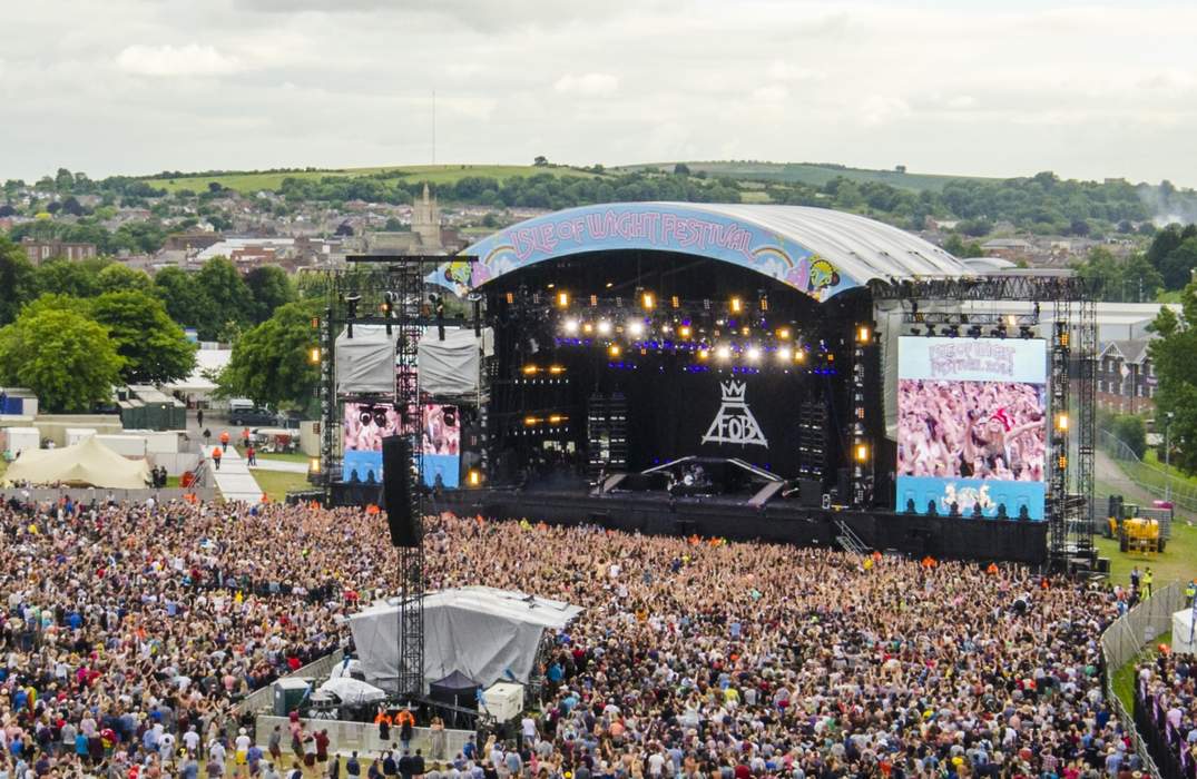 Covid: Isle of Wight Festival pushed back another three months
