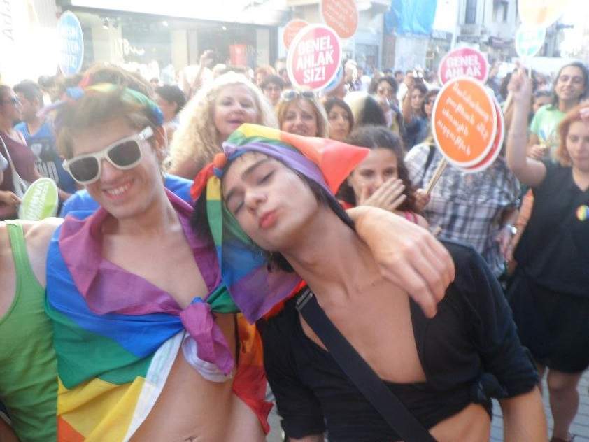 Turkish police break up Istanbul Pride, arrest dozens including journalists