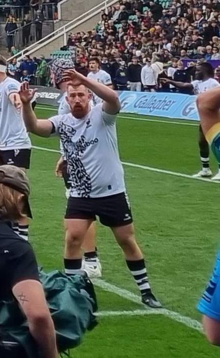 Meet the rugby players using ice baths to help men's health