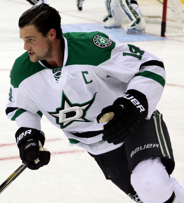 Stars captain Jamie Benn ejected for cross-check to Golden Knights' Mark Stone