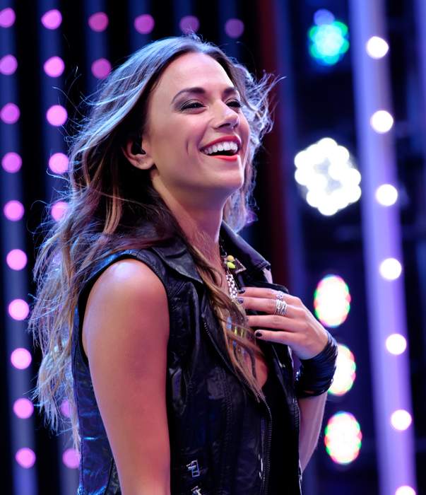 Jana Kramer details 'strange' run-in with ex Mike Caussin while out with Jay Cutler