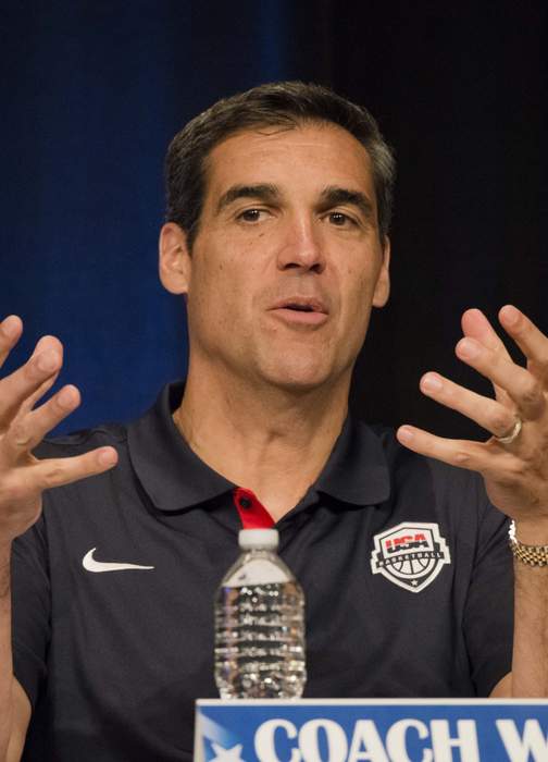 Villanova coach Jay Wright expected to retire after 21 seasons leading Wildcats, per reports