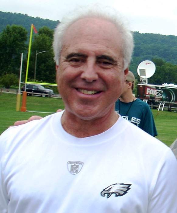 Eagles owner Jeffrey Lurie recounts Andy Reid's success, failure in Philadelphia