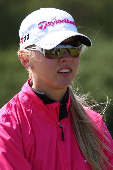 'Beast of heat': Nelly Korda gets lightheaded; Thompson's caddie drops out during steamy Round 1
