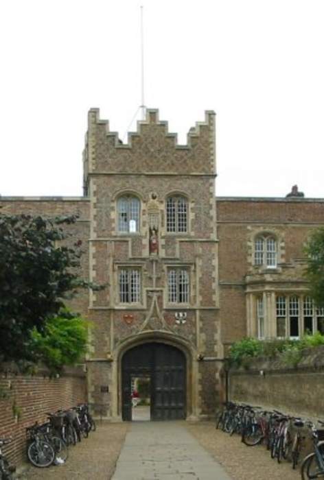 Cambridge University's Jesus College bronze cockerel to be repatriated