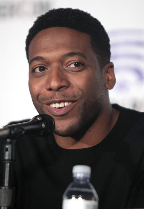 'New Amsterdam' Star Jocko Sims Calls Out Fake Grannies Over Vaccine Scam