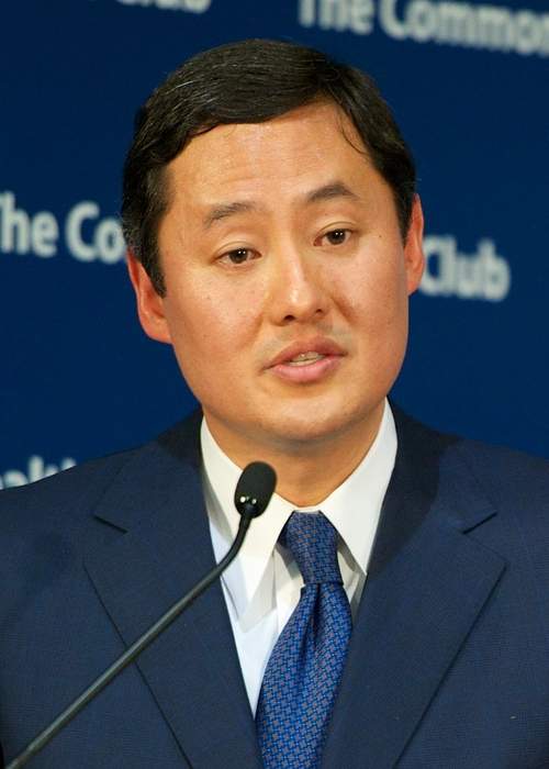 'Unitary executive theory' argues to restore the president's authority